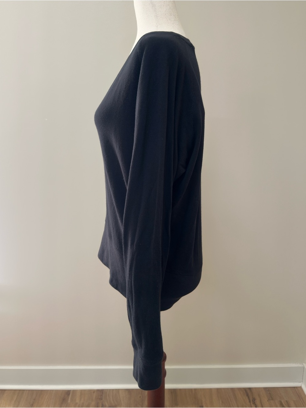 Rag & Bone Classic Black V-Neck Pullover | Size S/P - Picture 3 of 5